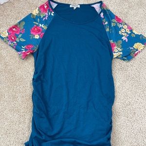 * Maternity * Floral Tee Shirt
